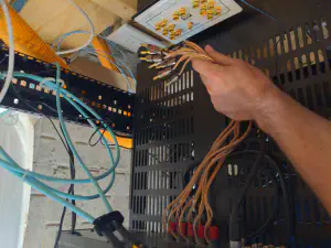 Connecting the receiver